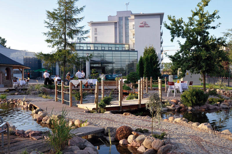 Hotel Ikar Plaza in Kolberg - Gartenanlage